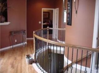 3928 NW Old Stagecoach Rd, Kansas City, MO 64154