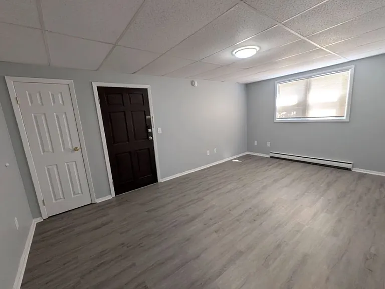 14 Elward Rd — Photo 5