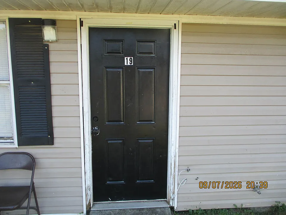 611 Swift St #19