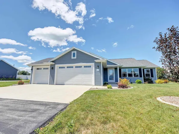 N9005 Wildflower Ln, Brillion, WI 54110