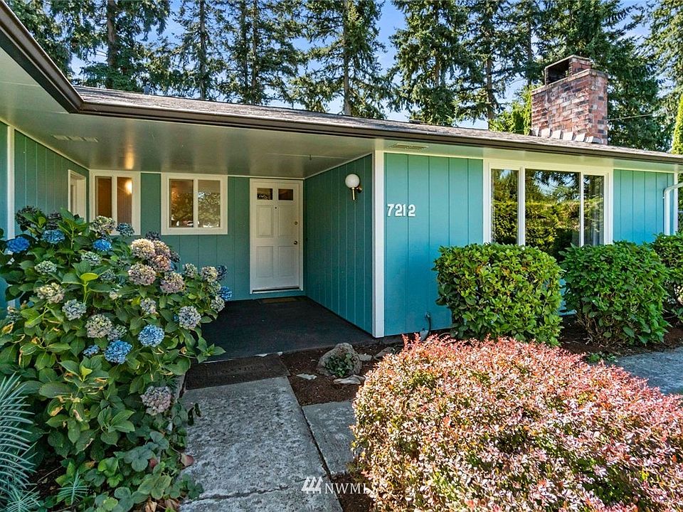 This home is located in a quiet cul-de-sac.