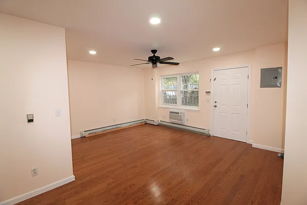 Rented by Compass | media 10