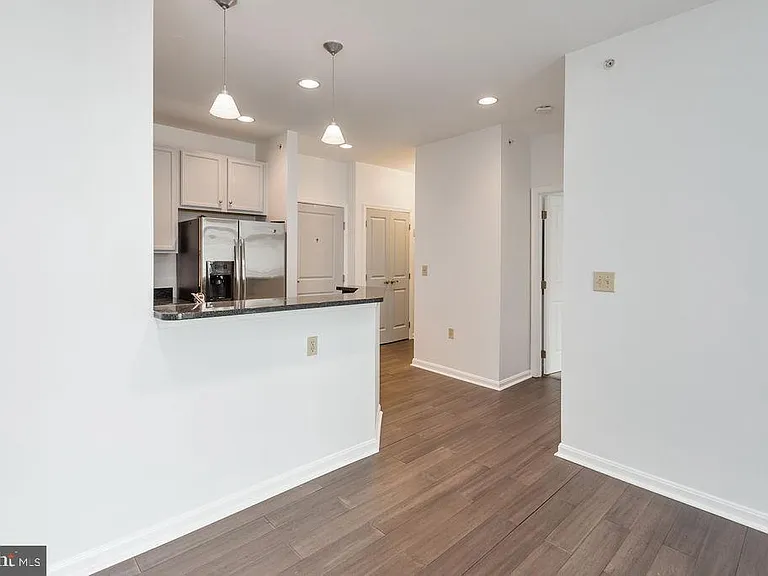2655 Prosperity Ave #415 — Photo 8