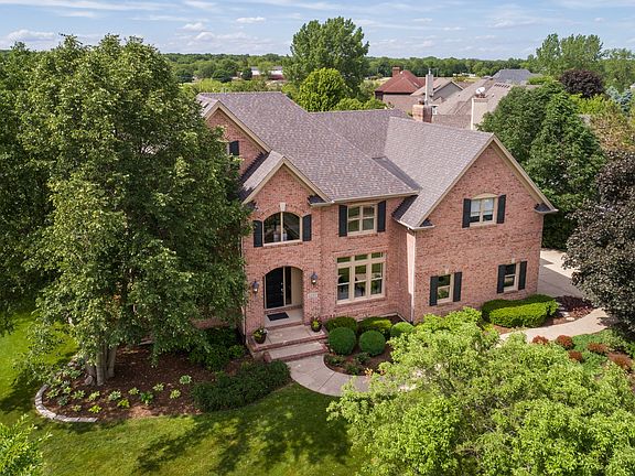 3rd image of 4127 Royal Troon Ct