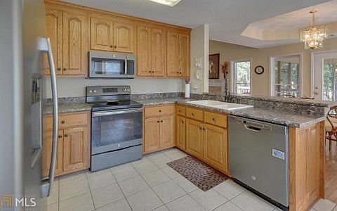 New countertops/appliances