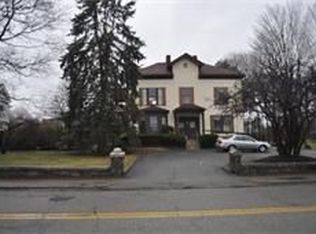 31 Elm St, Newton, MA 02465