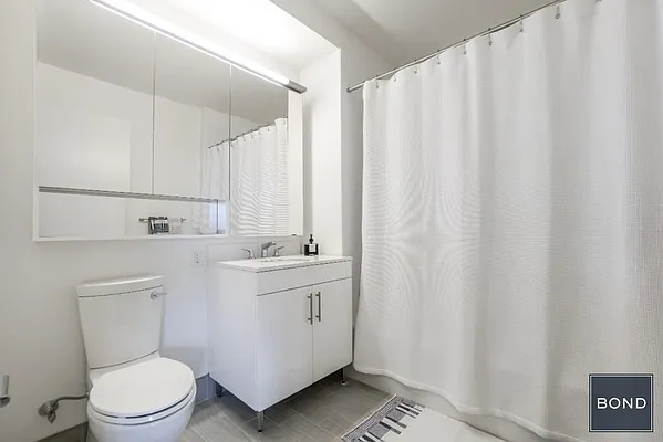 Rented by Bond New York | media 11