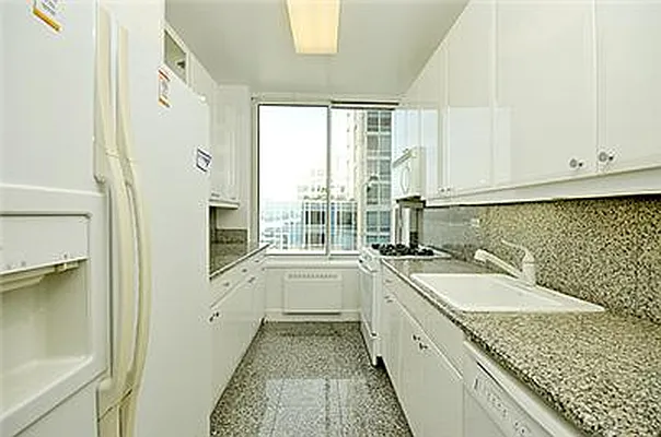 Sold by Trump International Realty | media 6