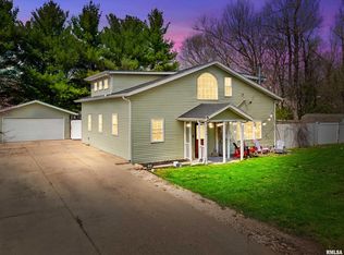 135 Bessler Lake Dr, Groveland, IL