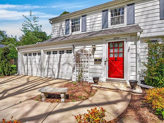 2nd image of 4206 Manitou Way