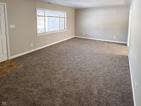 3rd image of 5101 Winston Dr