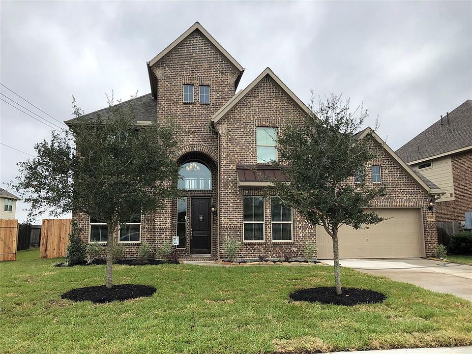 1st image of 4301 Evergreen Dr