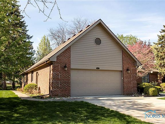 3rd image of 105 Wentworth Ct