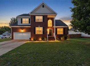 513 Telfyan Dr, Chesapeake, VA 23320