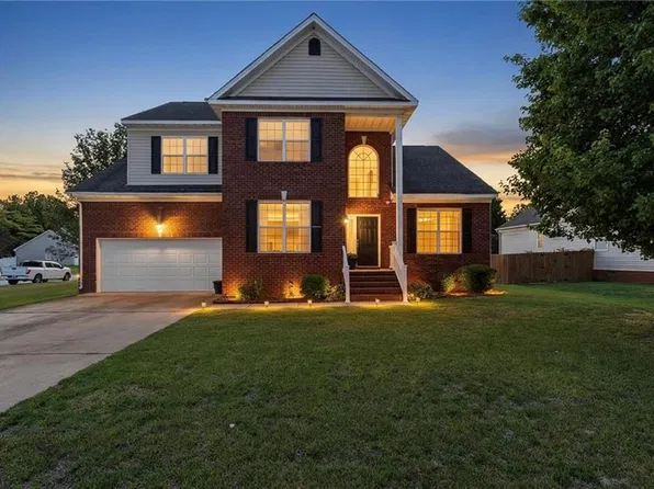 513 Telfyan Dr, Chesapeake, VA 23320