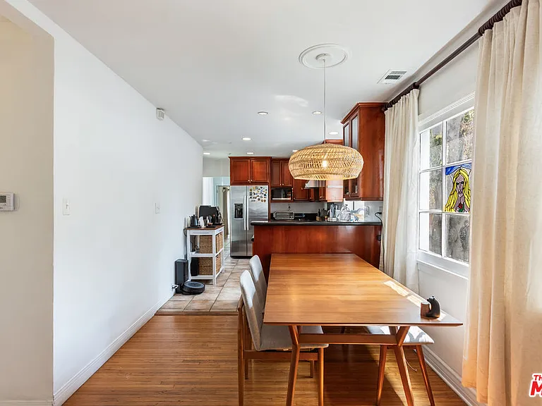 2310 Manning Ave — Photo 7