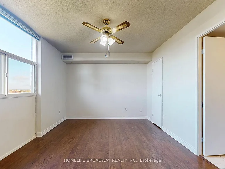 44 Falby Ct #902 — Photo 12
