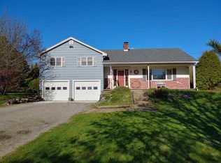 172 Puddingstone Rd, Pownal, VT 05261