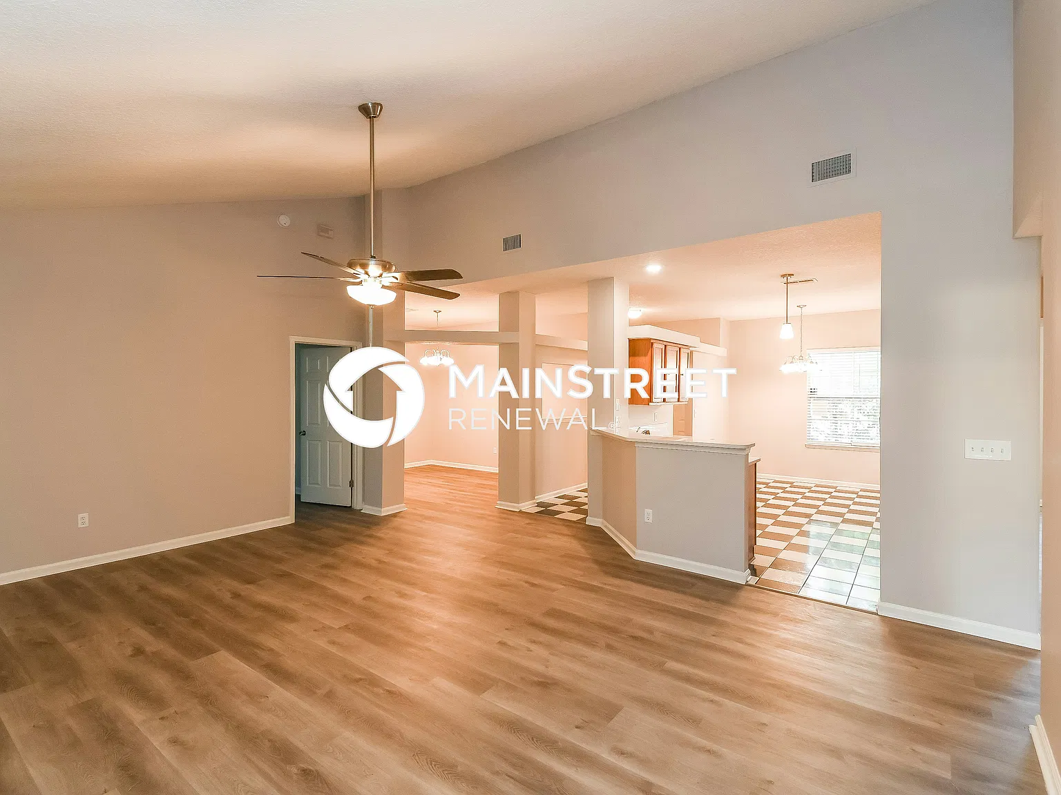 8478 Starbrite Ct — Photo 4