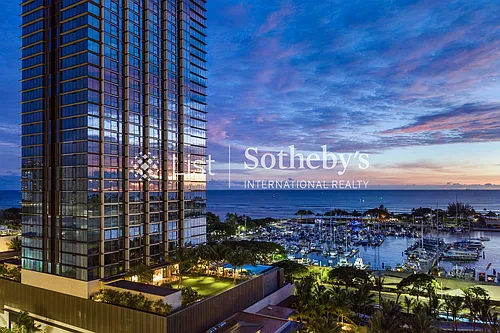 1100 Ala Moana Blvd Photo 1