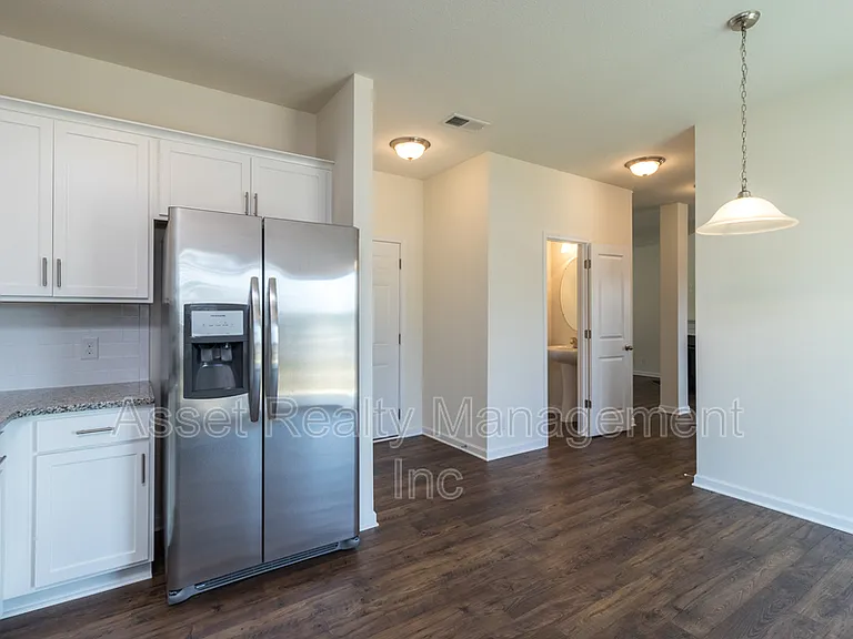 4831 Birchcrest Ln — Photo 15