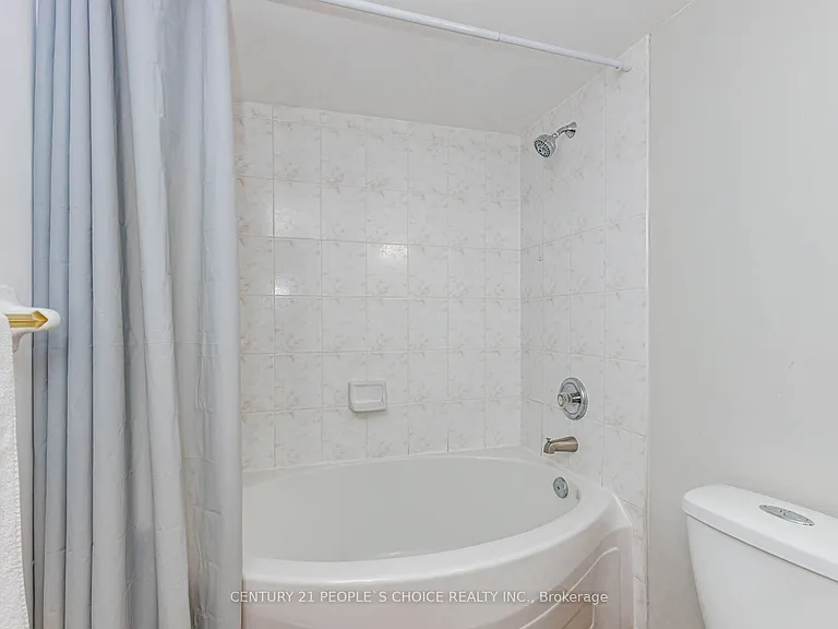 2565 Erin Centre Blvd #506 — Photo 20