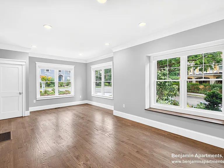 101 Sumner Rd #A — Photo 6