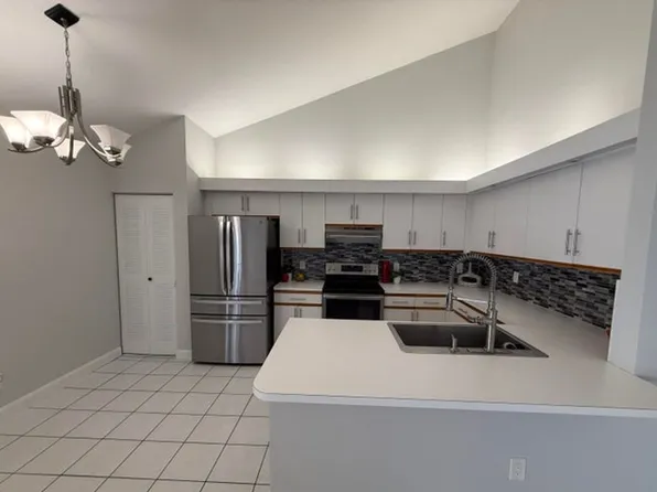 1204 Timberlane Cir #12-D, Lake Worth, FL 33463
