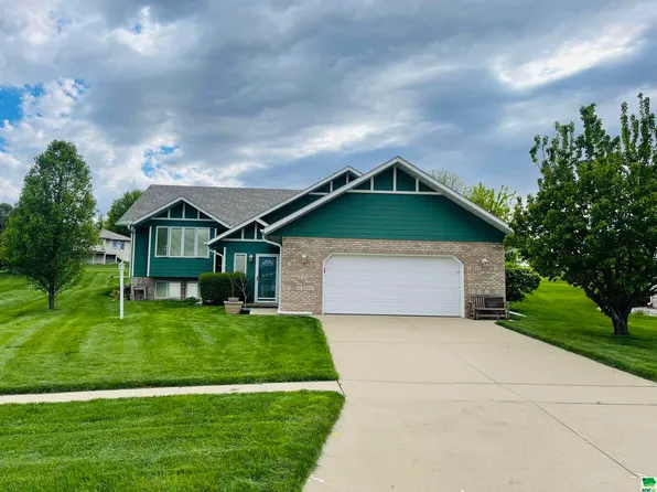 4743 Birch Way, Sioux City, IA 51106