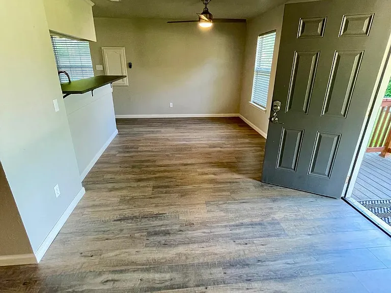 1711 Tryon Rd — Photo 4