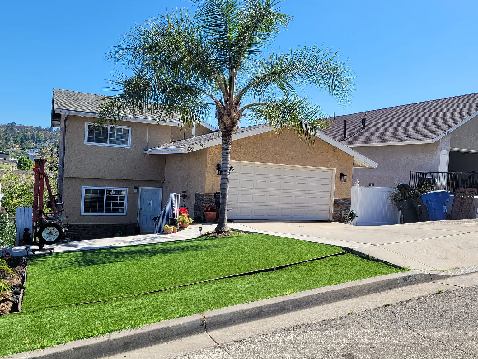 910 Sonora Ave — Photo 2