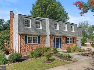 10429 Headly Ct, Fairfax, VA 22032