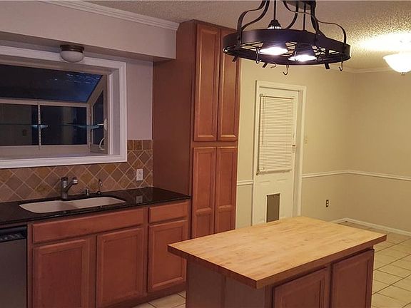 5th image of 6218 Beckford Cir