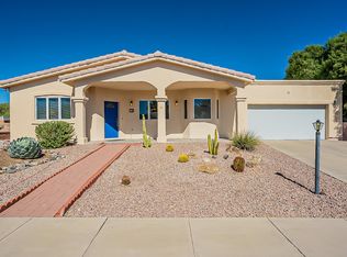 12 W Calle Melendrez, Green Valley, AZ 85614