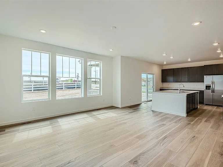 2094 S Fultondale Ct — Photo 8