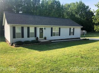 3126 Range Rd, Lincolnton, NC 28092