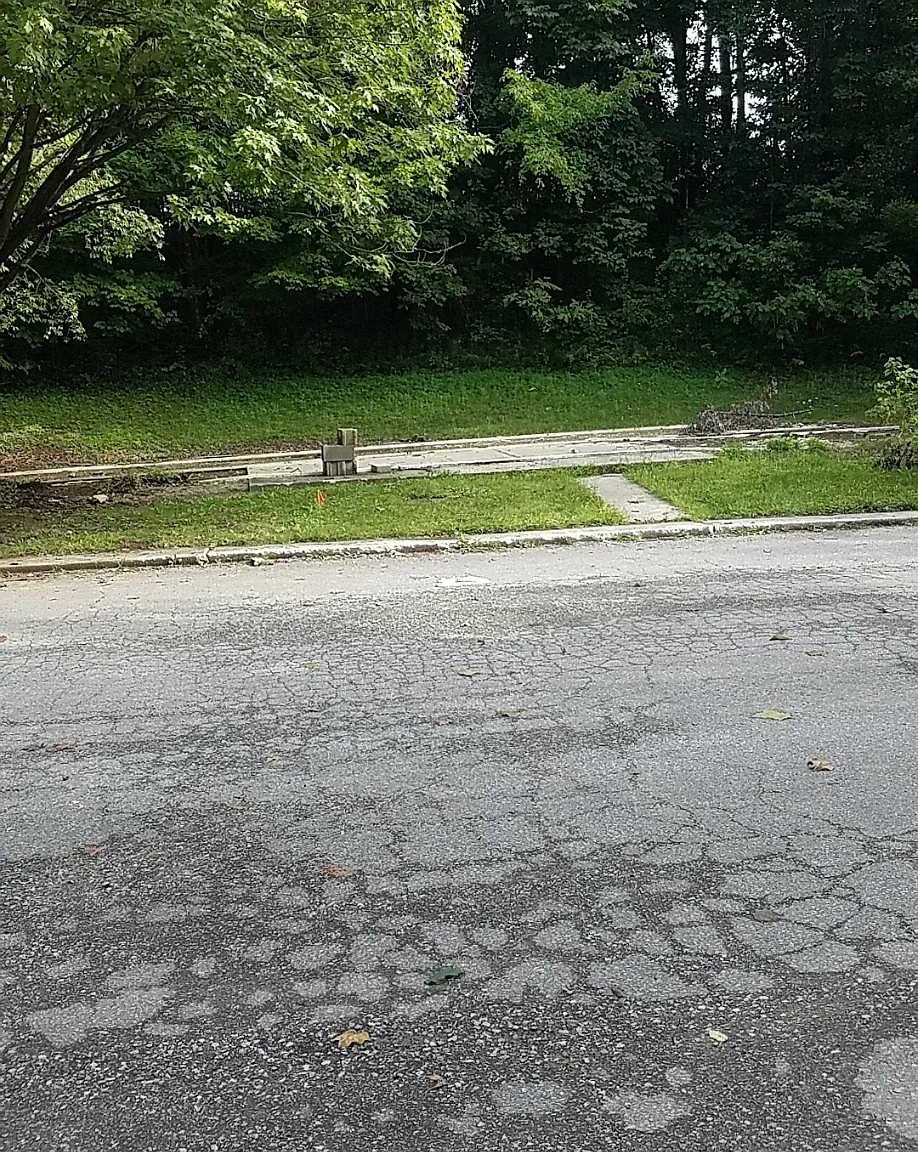 13QC — Photo 2
