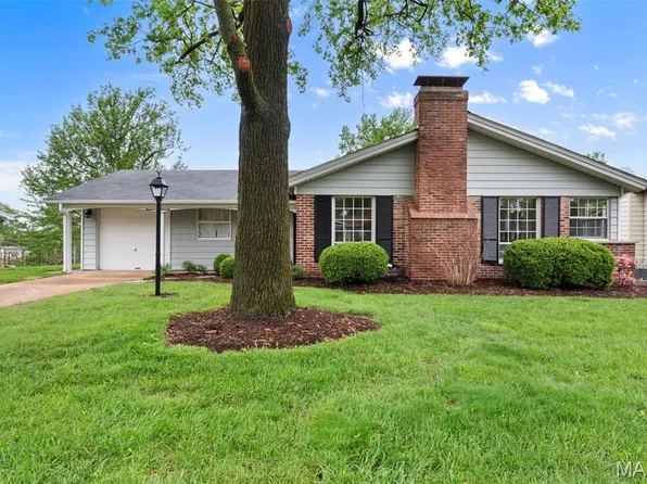 1025 Fashion Sq, Saint Louis, MO 63146
