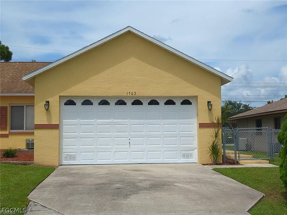 1st image of 1503 SW 48th Ter