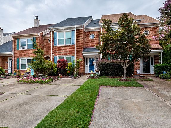 3rd image of 2820 Cardiff Ln