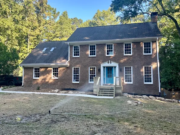 3346 Hidden Forest Dr, Snellville, GA 30078
