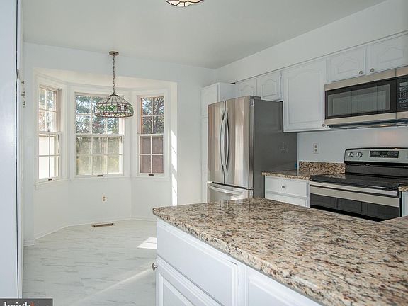 2nd image of 6162 Darleon Pl
