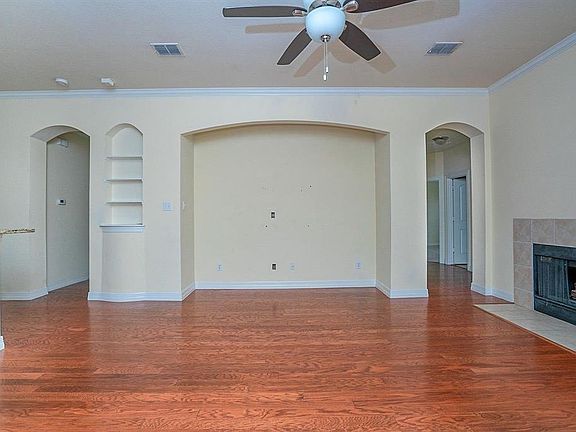 5th image of 604 Turnstone Dr