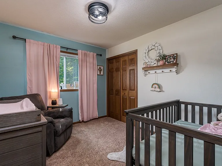 305 Tanager Rd — Photo 22