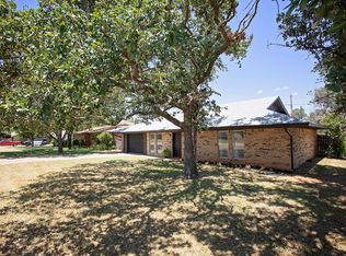 1512 Thomas Ln, Graham, TX 76450