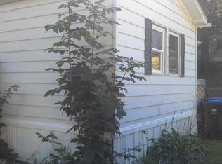 21 Redwood Dr, Bloomingburg, NY 12721