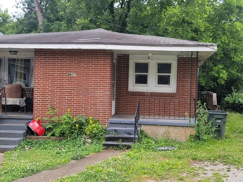 Building Photo - 1302 Arlington Ave #A