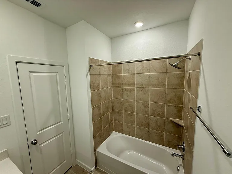 22142 Ingham Bluff Ln — Photo 13