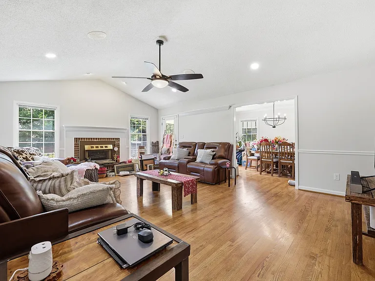 195 Longleaf Rd — Photo 20