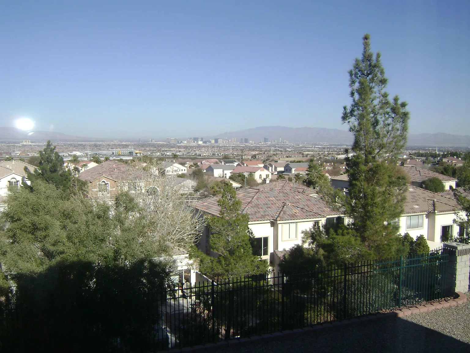 4 bed, 2618 sqft, $2,600 — Photo 4